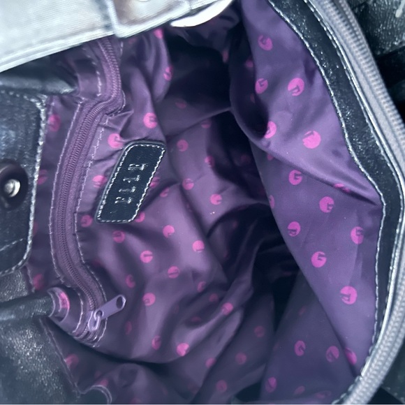 Elle Silver Metallic Bow Purse - Picture 5 of 6